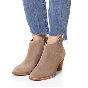 Madewell Billie Suede Block Heel Ankle Bootie Size 6 Tan
